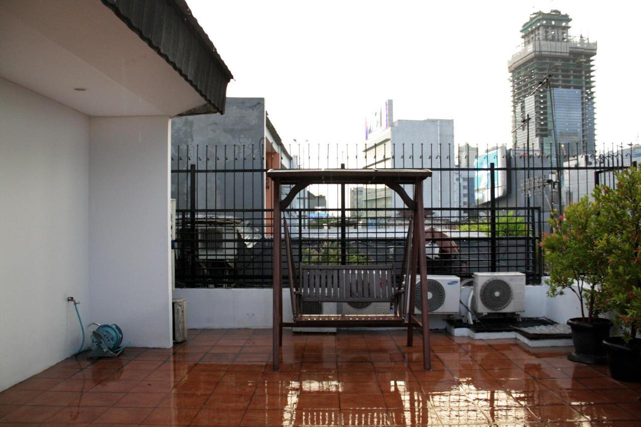 Hotel Oyo 245 Juana 21 Jakarta Exteriér fotografie